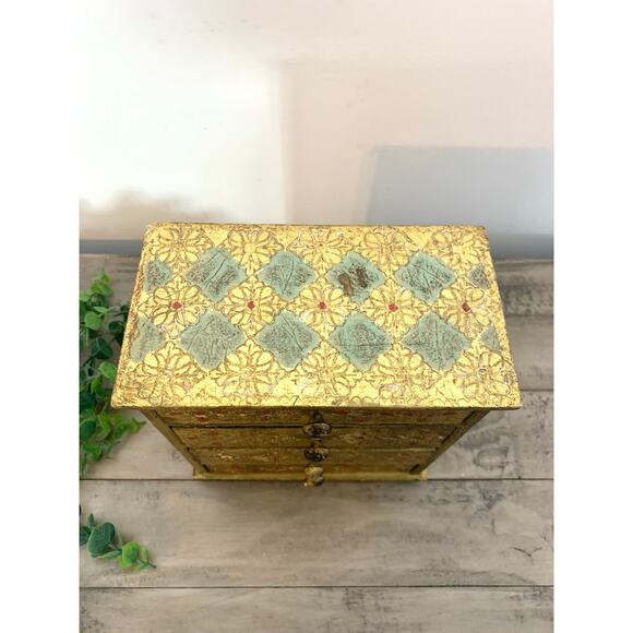 Vintage Italian Florentine Gilt Jewelry Chest Gold 4-Drawer Ornate Vanity Box - Picture 5 of 10